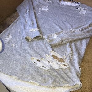 Stylish cotton sweater.